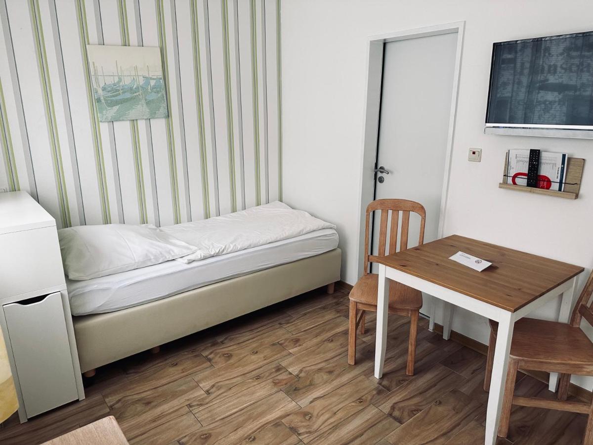 Gaestehaus Hanseat Bremerhaven Buitenkant foto